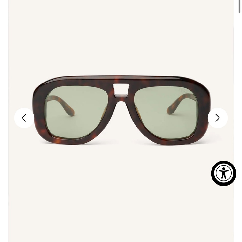 Dezi Push’s Sunglasses